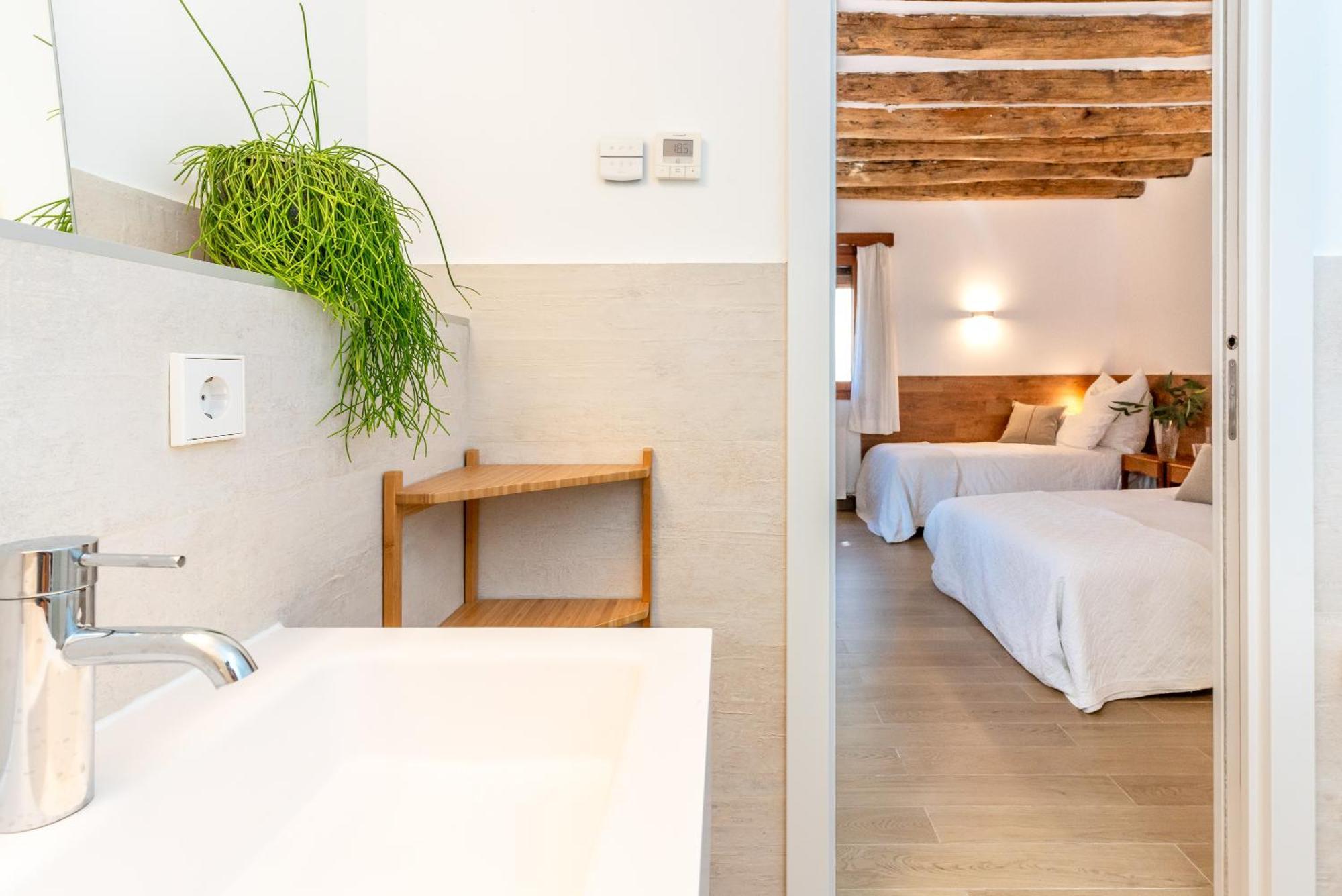 Sant Iscle De Vallalta La Terraza - Grosszuegiges Appartment In Katalanischer Masia מראה חיצוני תמונה