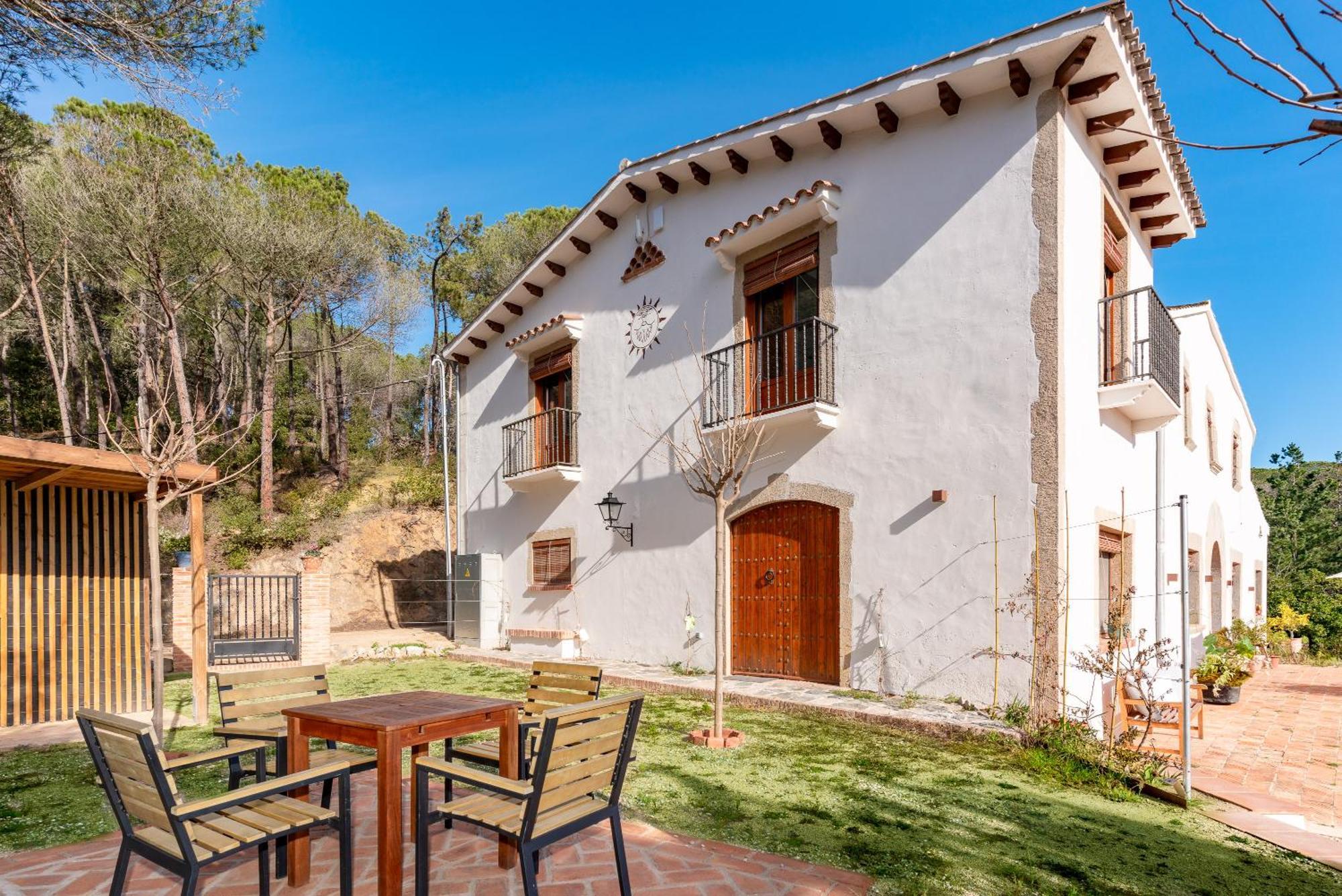 Sant Iscle De Vallalta La Terraza - Grosszuegiges Appartment In Katalanischer Masia מראה חיצוני תמונה